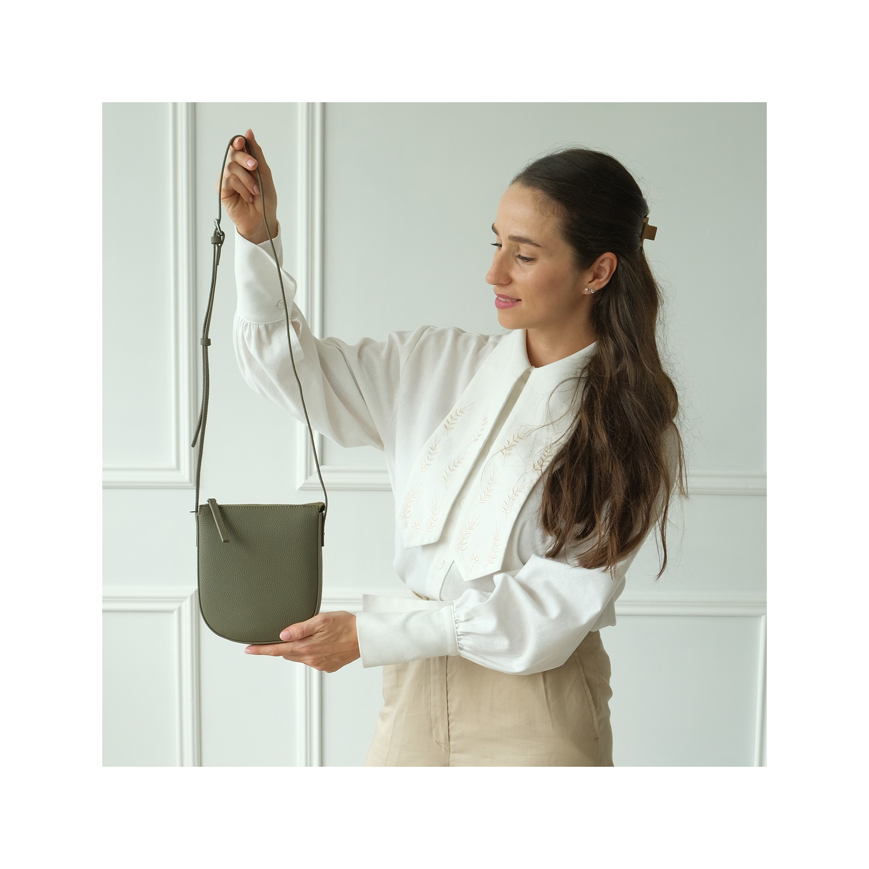 Женская кожаная сумка через плечо Cheryl фисташковая