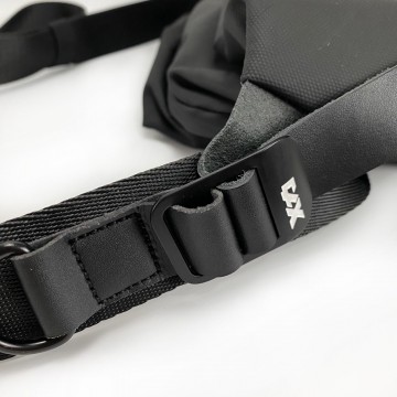 Чоловіча сумка слінг Mackar Urban через плече чорна фото