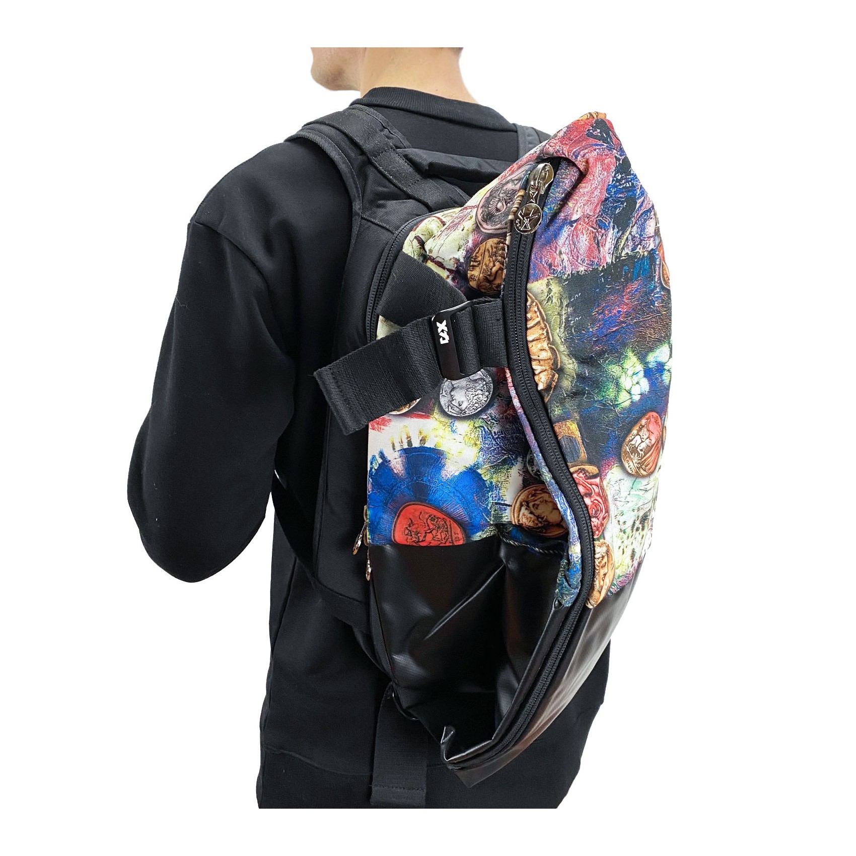 Мужской рюкзак Mackar Rome черный с разноцветным принтом
