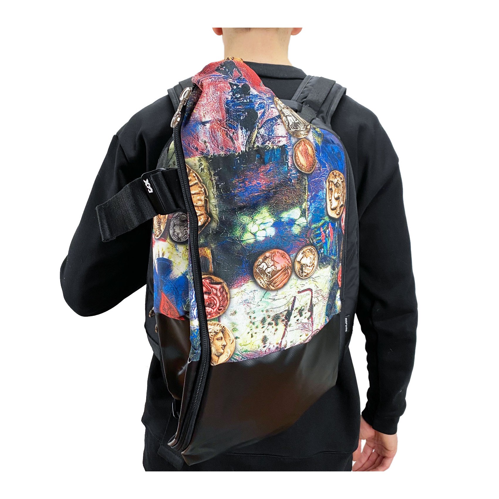 Мужской рюкзак Mackar Rome черный с разноцветным принтом
