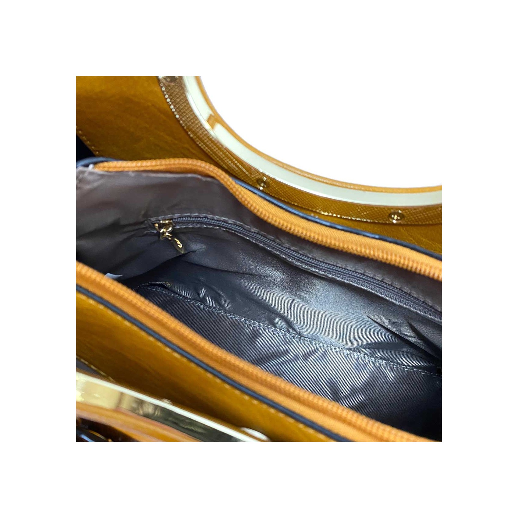 Жіноча класична сумка Mary гірчична