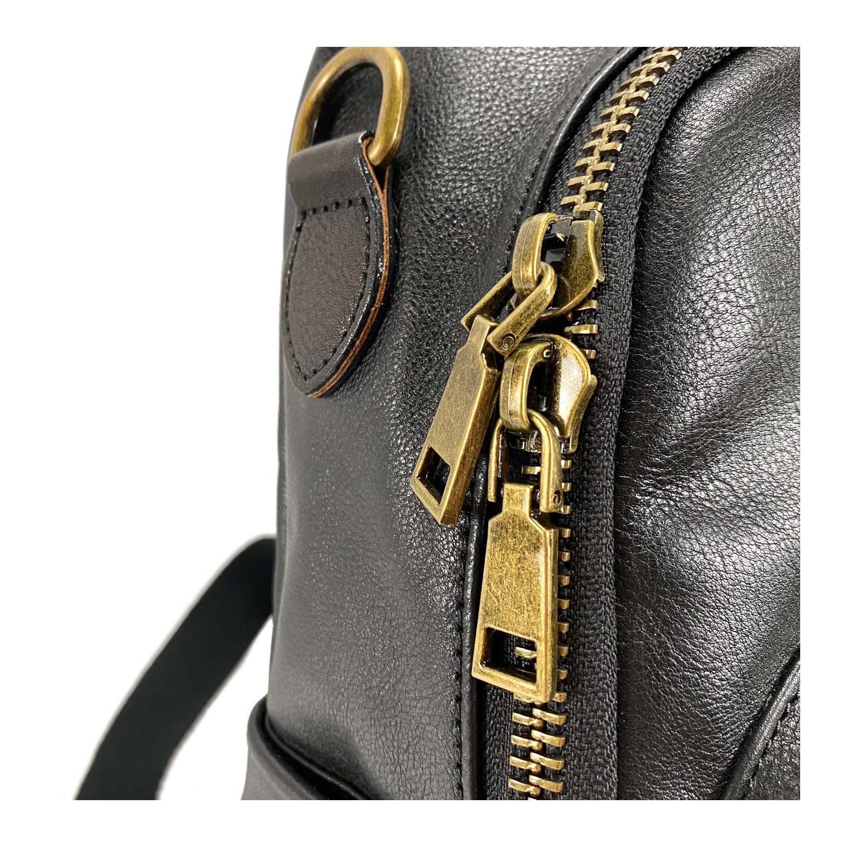 Женский кожаный рюкзак Fiona черный