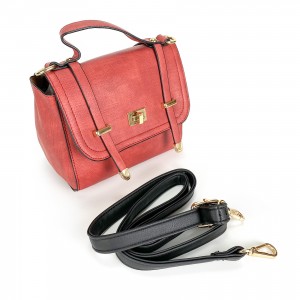 Сумочка-клатч Annette красная