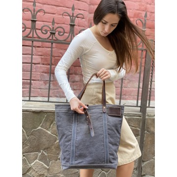 Женская сумка-тоут Weekend графитовая фото