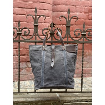 Женская сумка-тоут Weekend графитовая фото